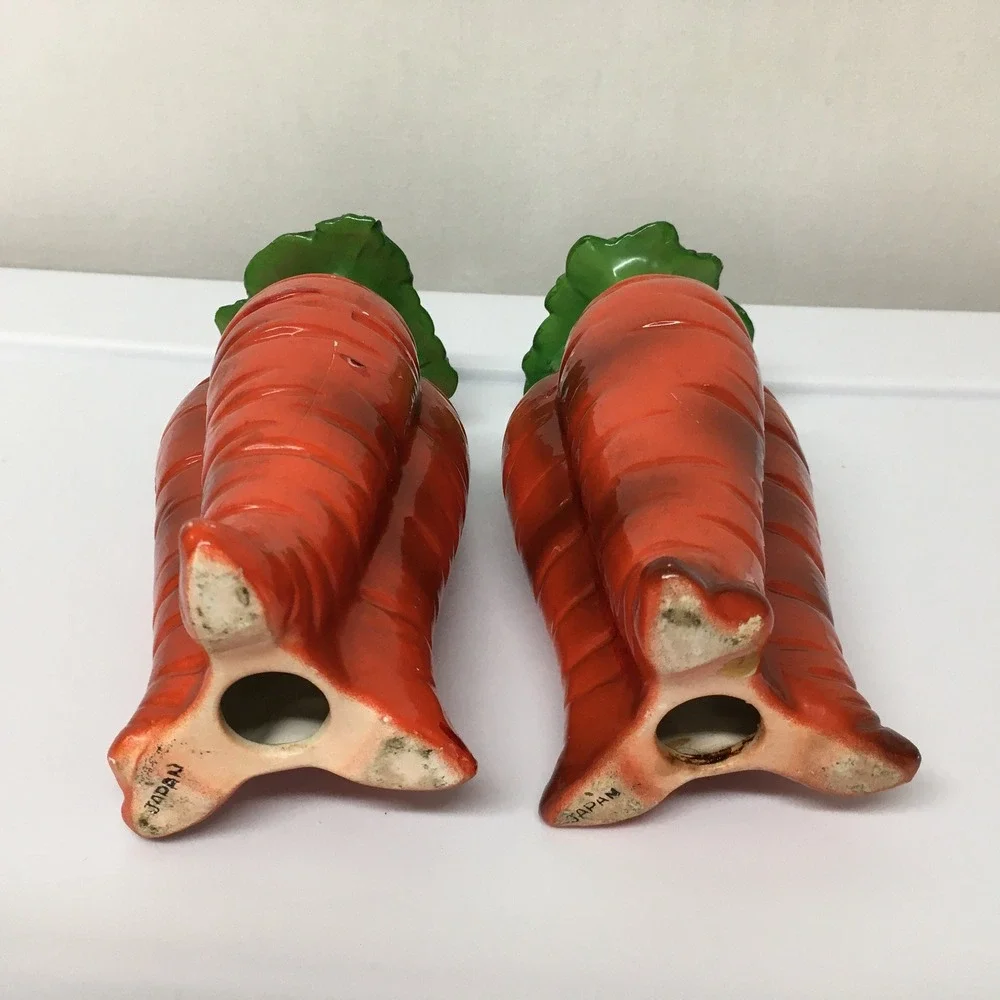Vintage‎ Bunch of Carrots Ceramic Salt and Pepper Shakers Japan Kitschy 6